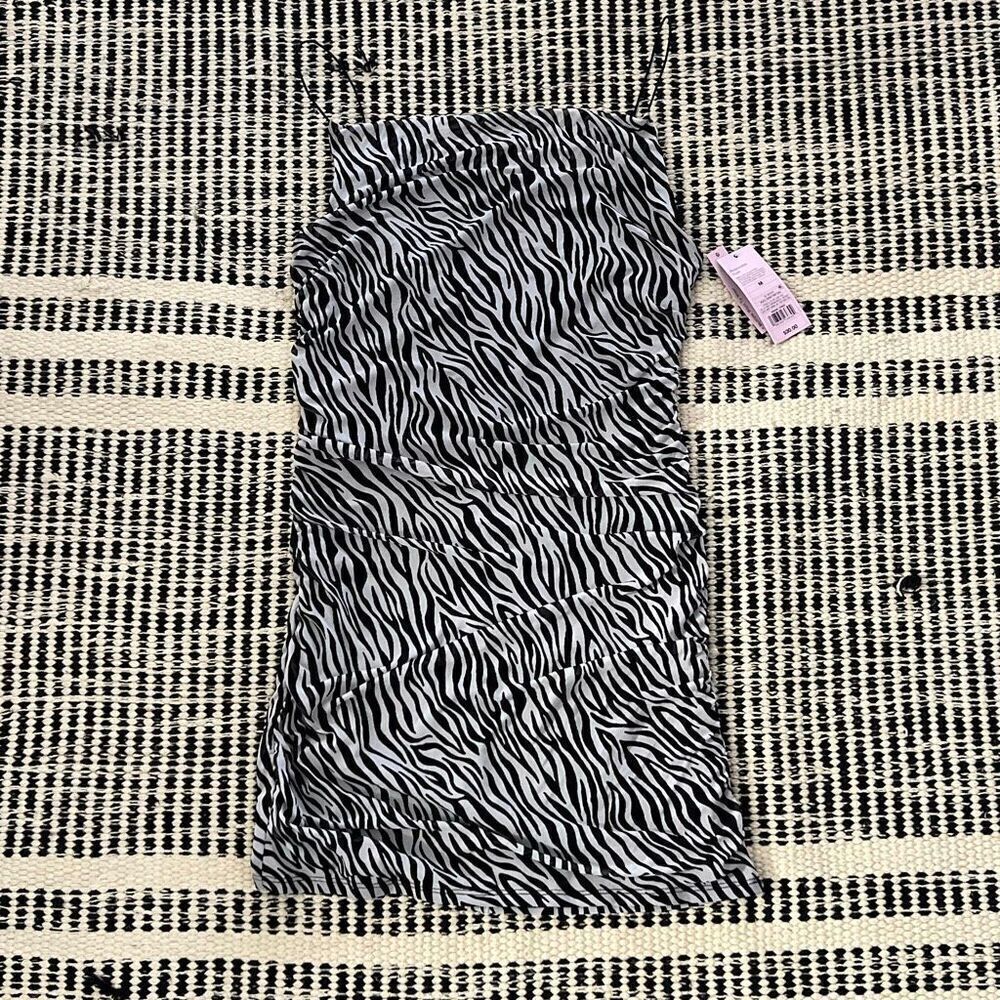 Wild Fable Size Medium Black and white zebra print Dress zebra costume NWT